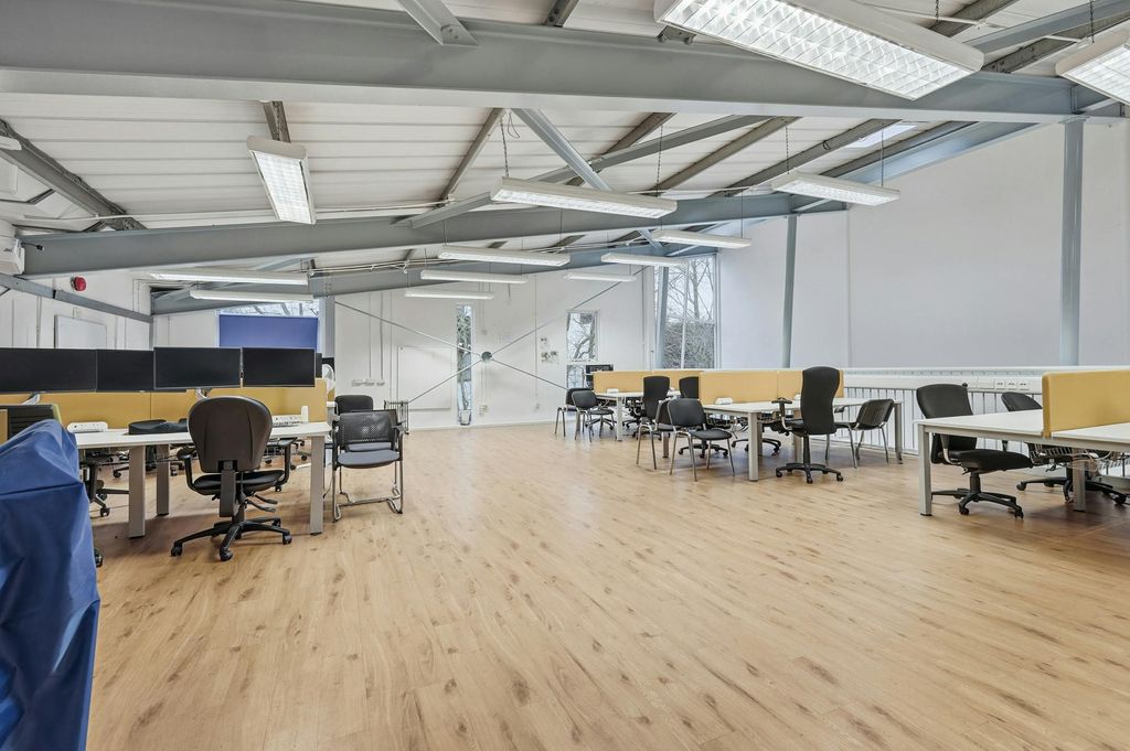 Property photo 2 of 12 Img_0176.Jpg