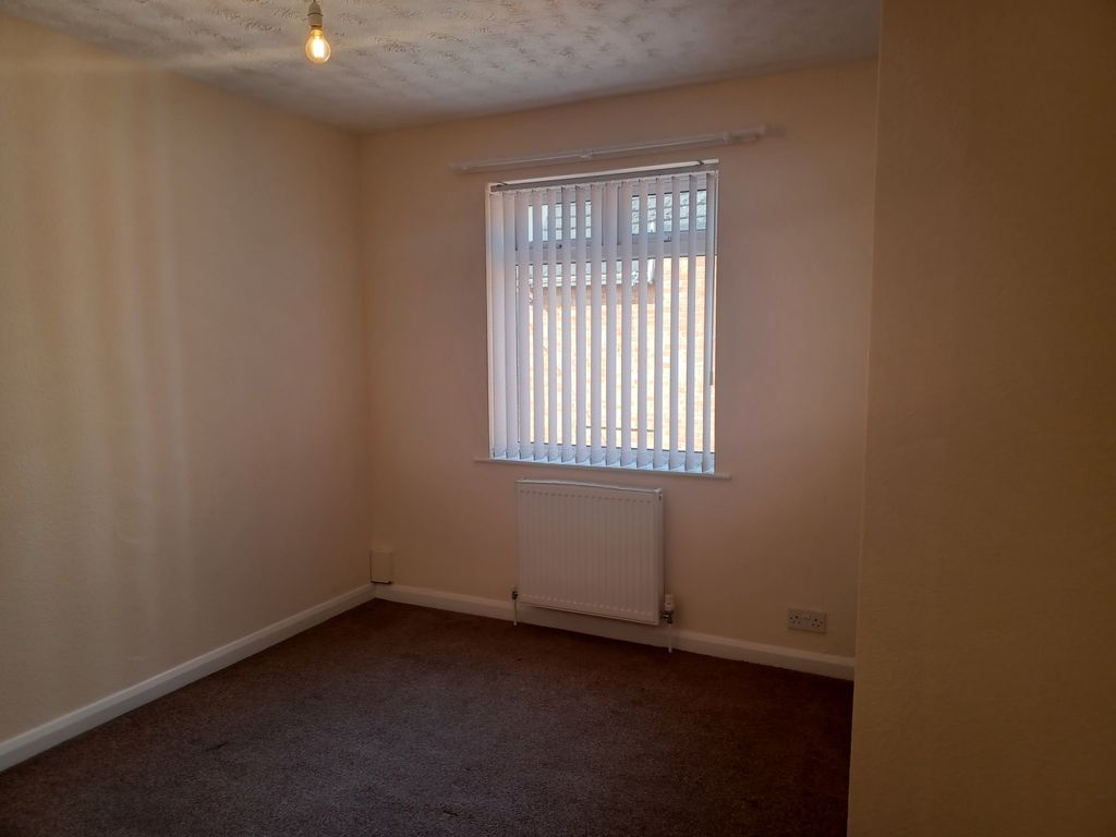 Property photo 3 of 9 Bedroom 1 