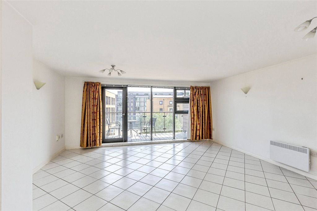 Property photo 1 of 15 Picture No. 24