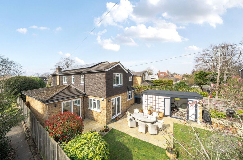 Property photo 1 of 29 Picture No. 34