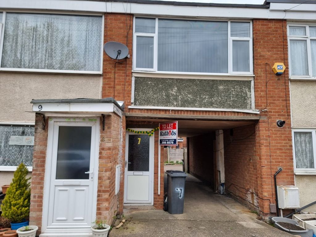 Property photo 1 of 6 Photograph 1