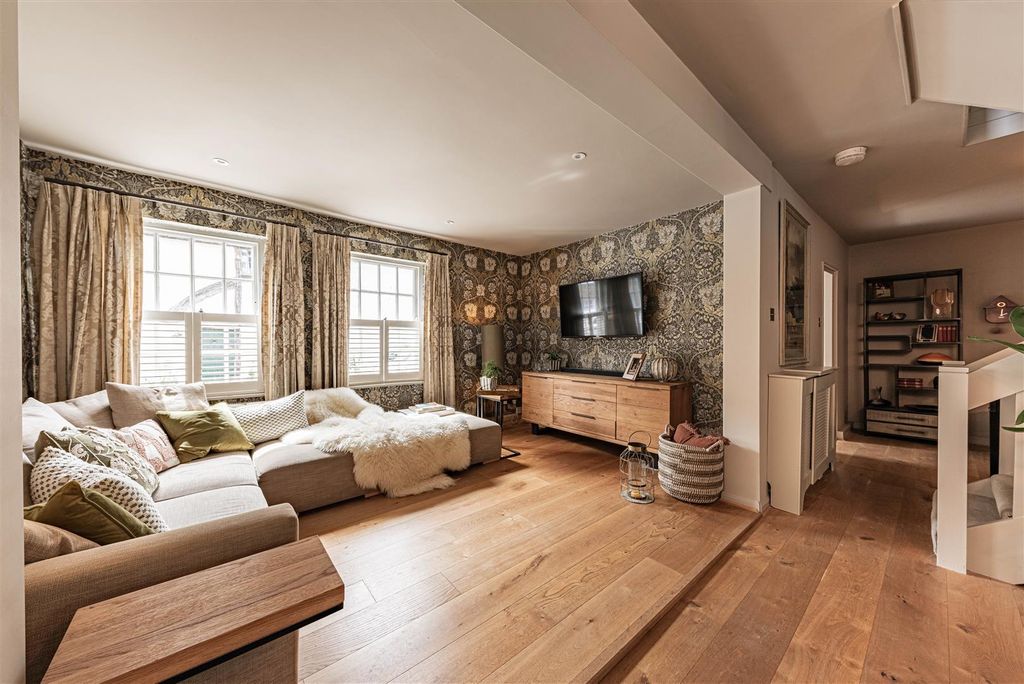 Property photo 2 of 27 L J Imaging-28.Jpg