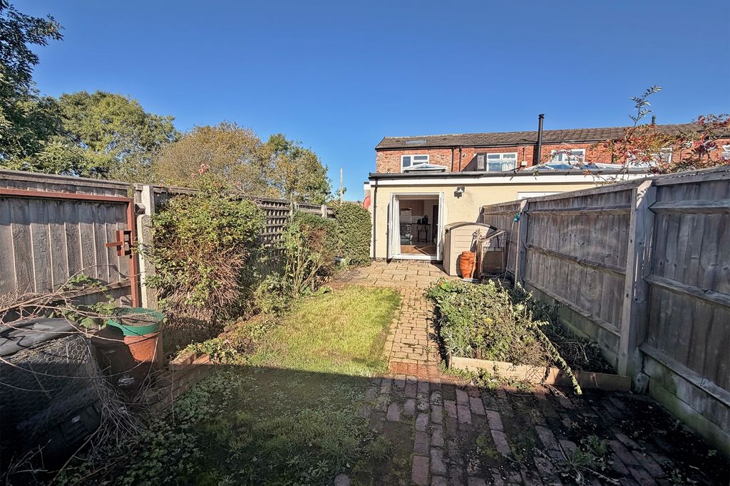 Property photo 2 of 12 5696314
