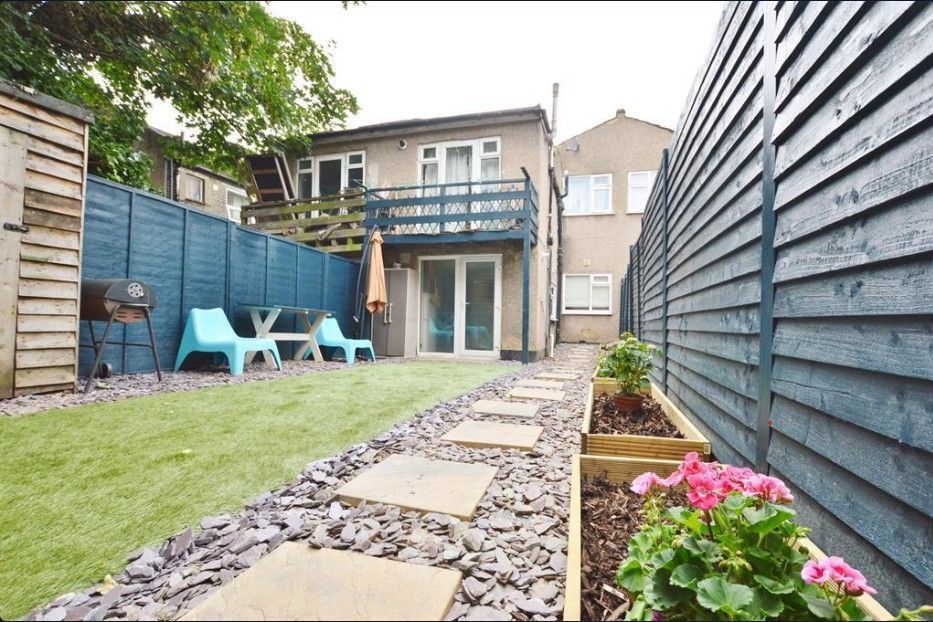 Property photo 2 of 10