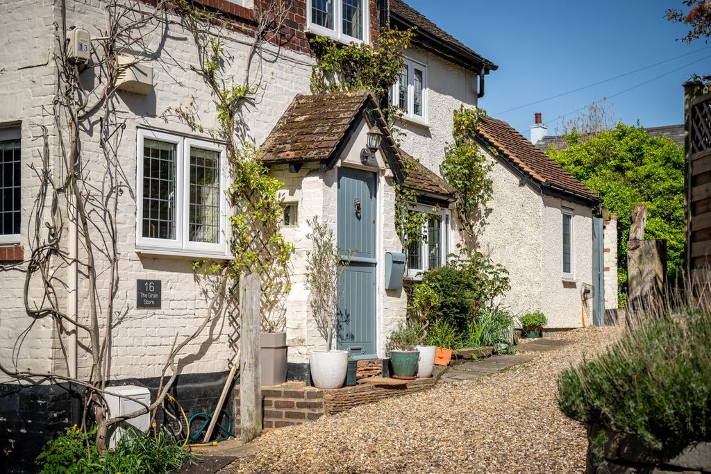 Property photo 2 of 50