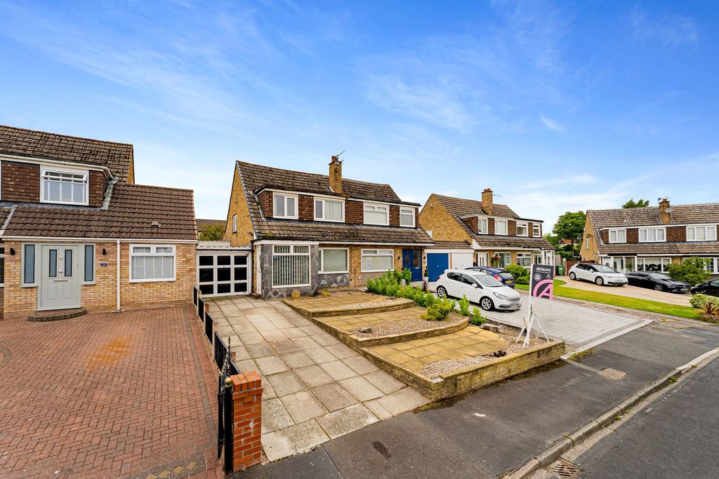 Property photo 1 of 24
