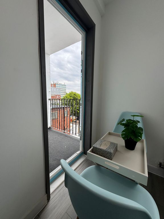 Property photo 3 of 4