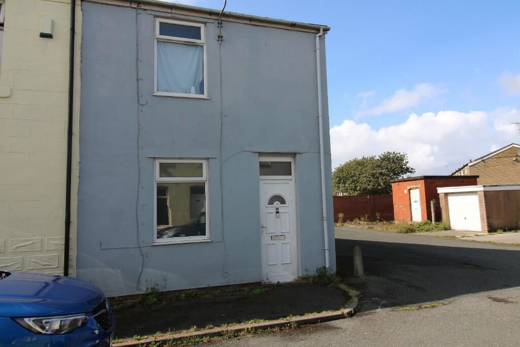 Property photo 1 of 5