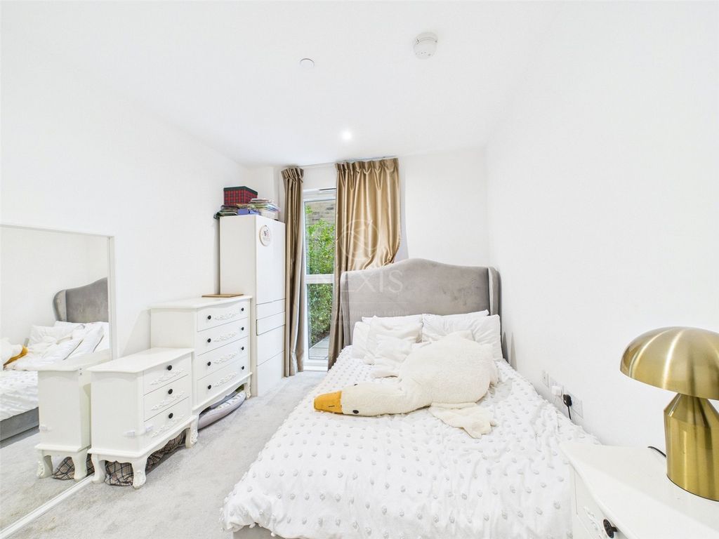 Property photo 2 of 15 Picture No. 05