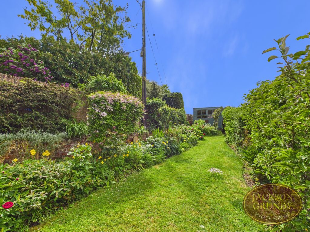 Property photo 3 of 26 Holmfield Terrace