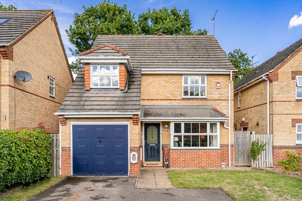 Property photo 1 of 31 462403