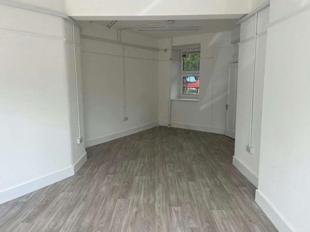Property photo 3 of 5 Internal 2.Jpg