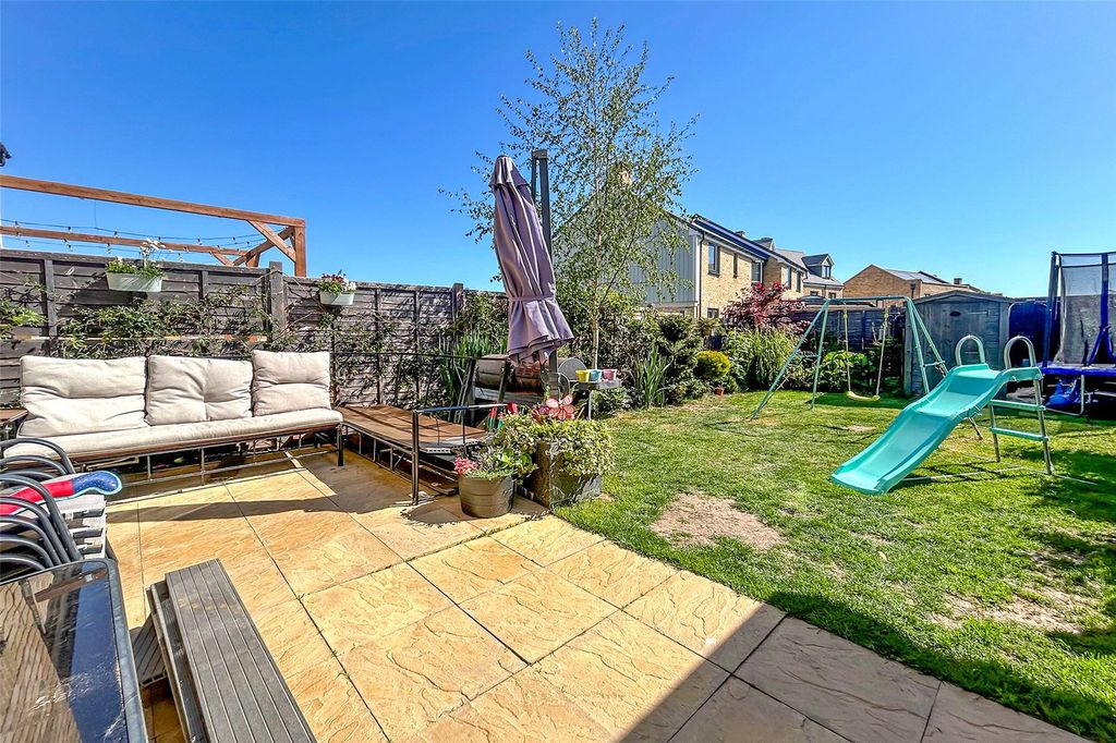 Property photo 2 of 21 Picture No. 46