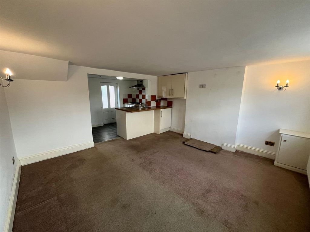 Property photo 3 of 10 Kitchen Living Room.Jpg