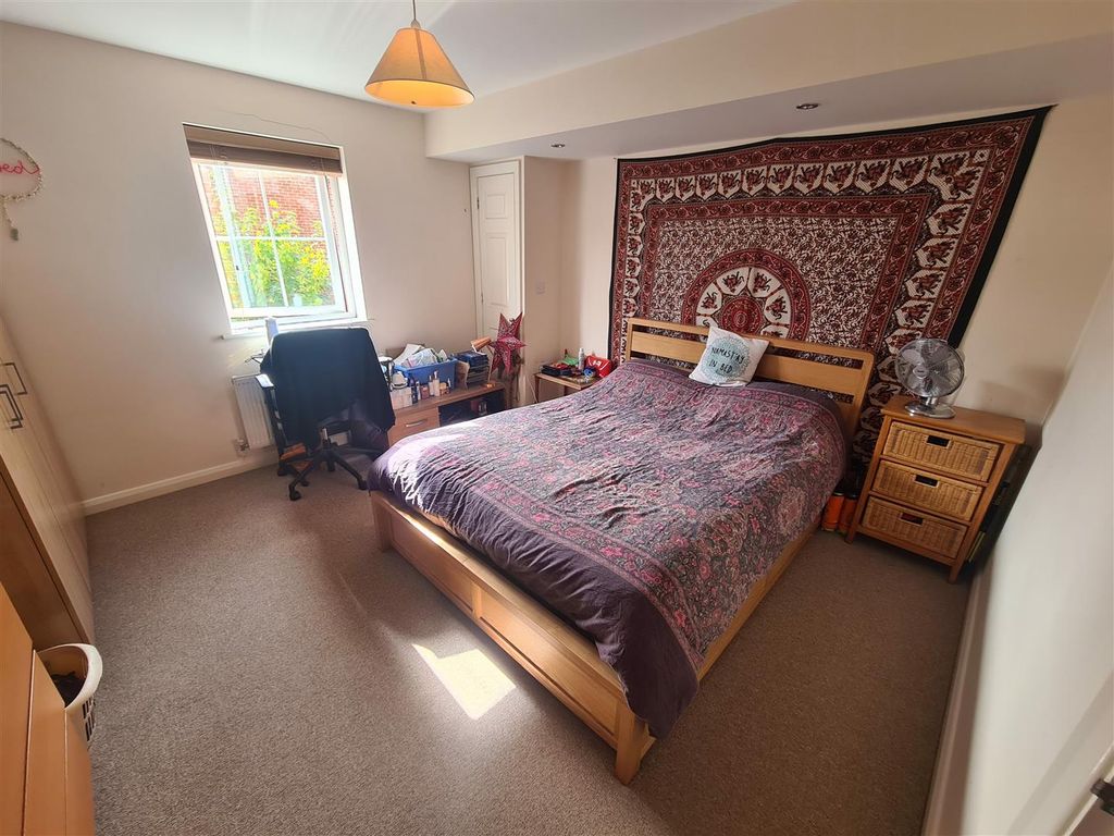 Additional image 4 of 1 bed flat for saleSpencer Close, Aldershot GU12