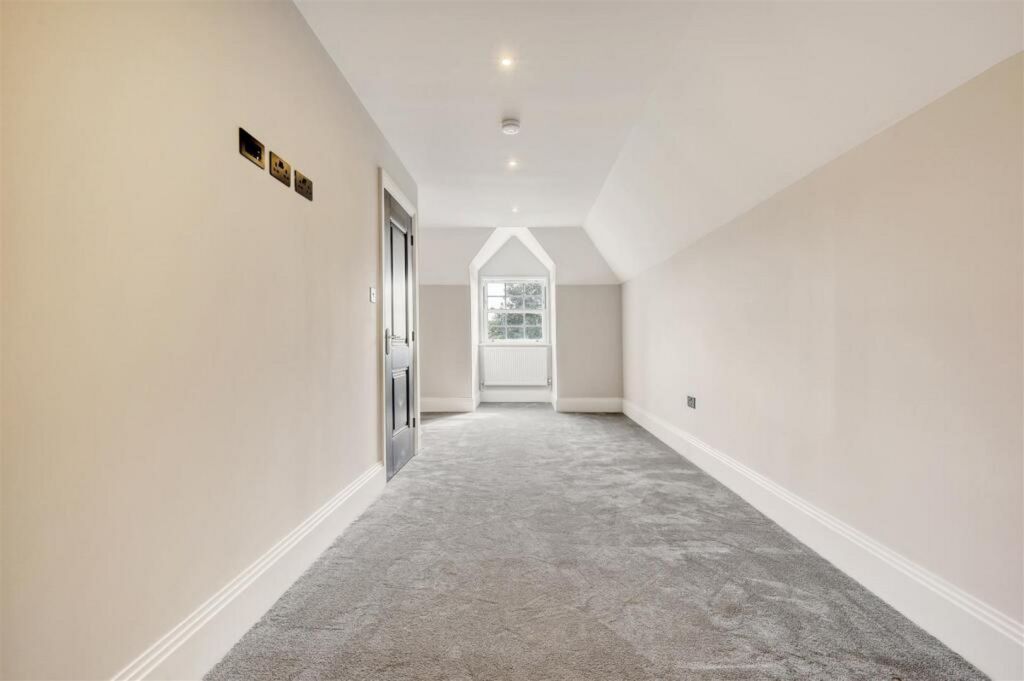 Additional image 27 of 6 bed detached house for saleIvy Chimneys, Epping CM16