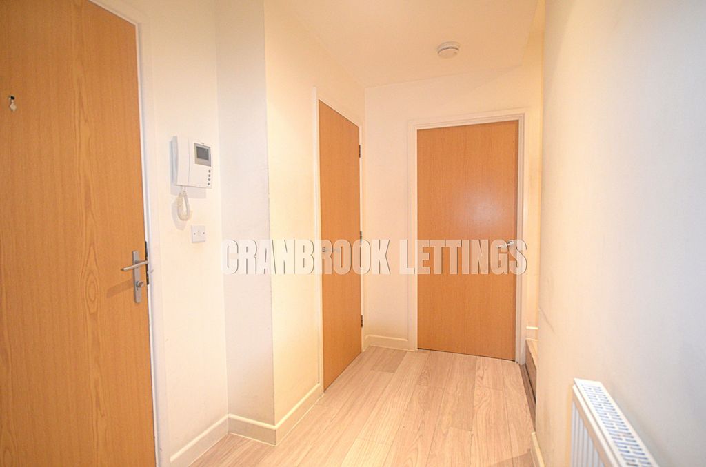 Property photo 2 of 6 Gallery