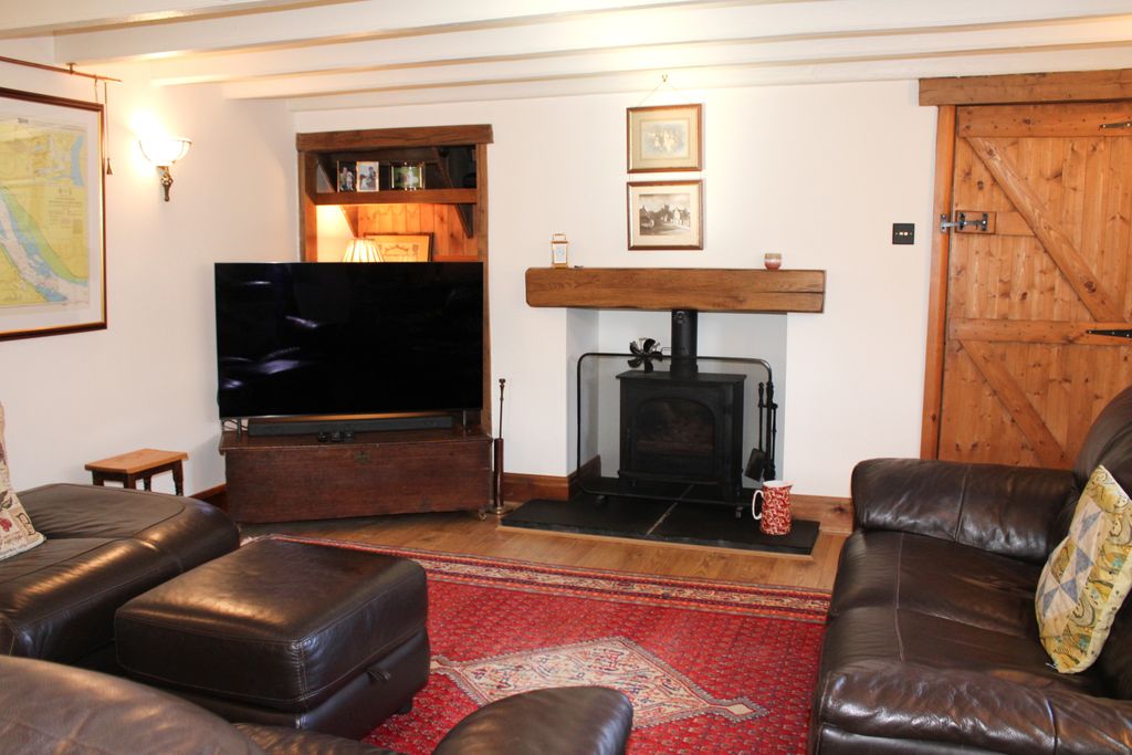 Property photo 2 of 16