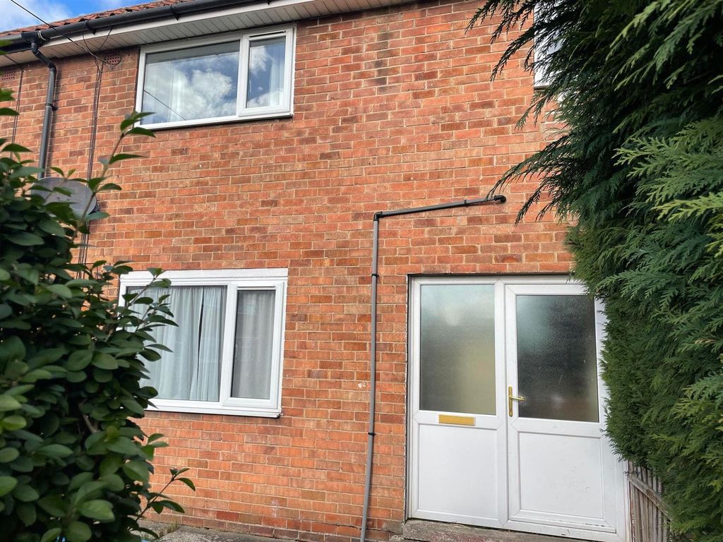 Property photo 3 of 8