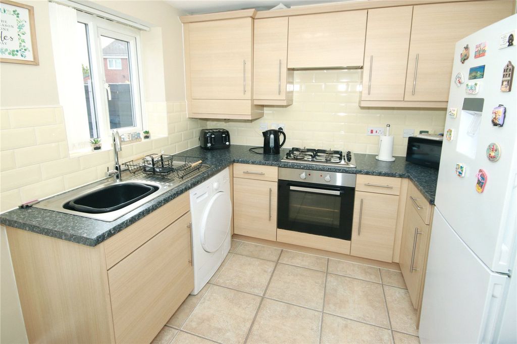 Property photo 2 of 10 Picture No. 05