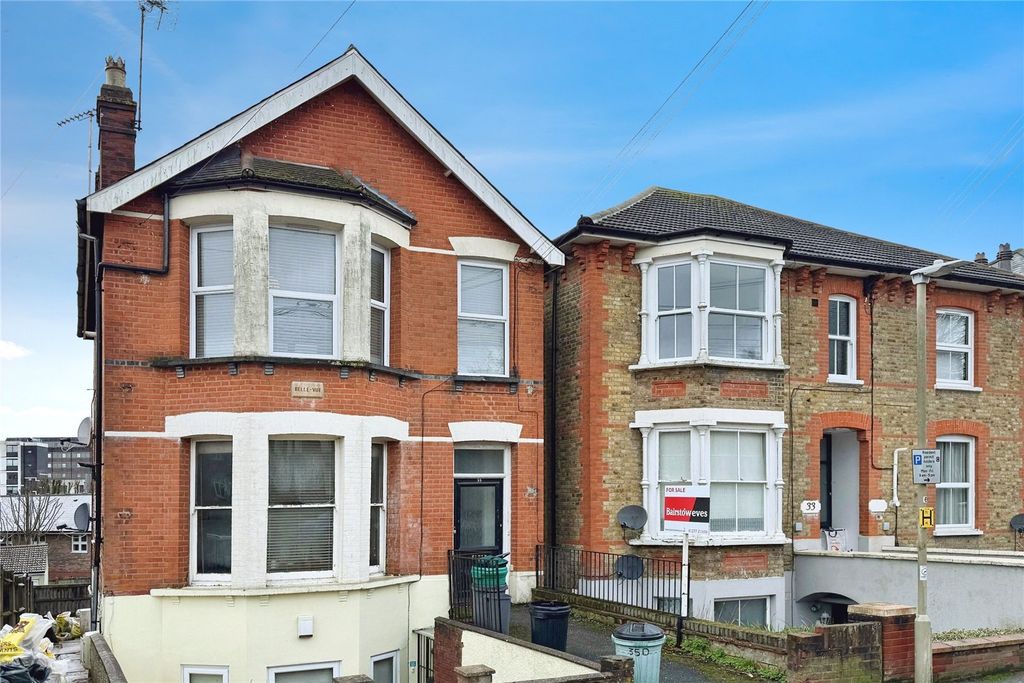 Property photo 1 of 6 Exterior