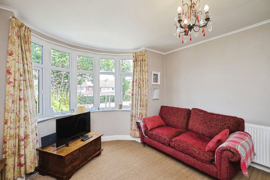 Property photo 3 of 30 Pbox-Img.Jpg