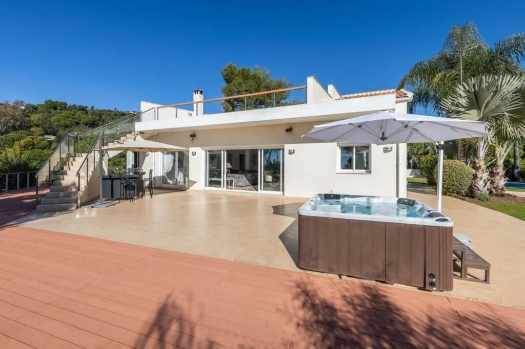 Property photo 3 of 3