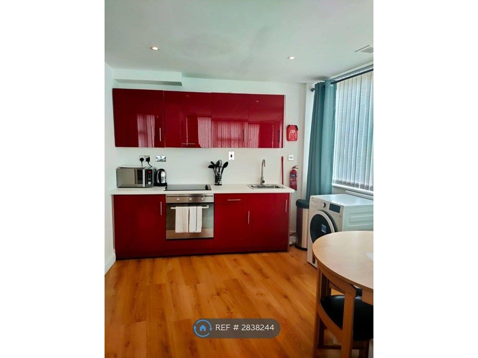 Property photo 1 of 6 Kitchen