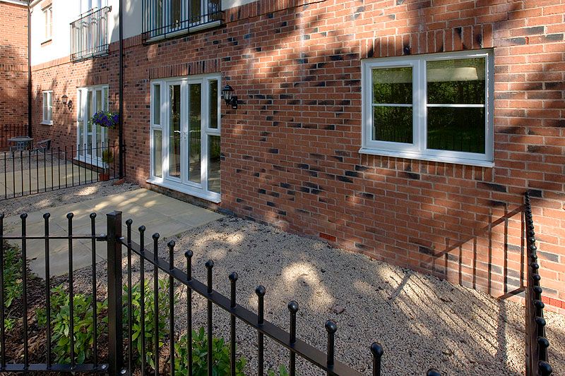 Property photo 3 of 12 Terrace