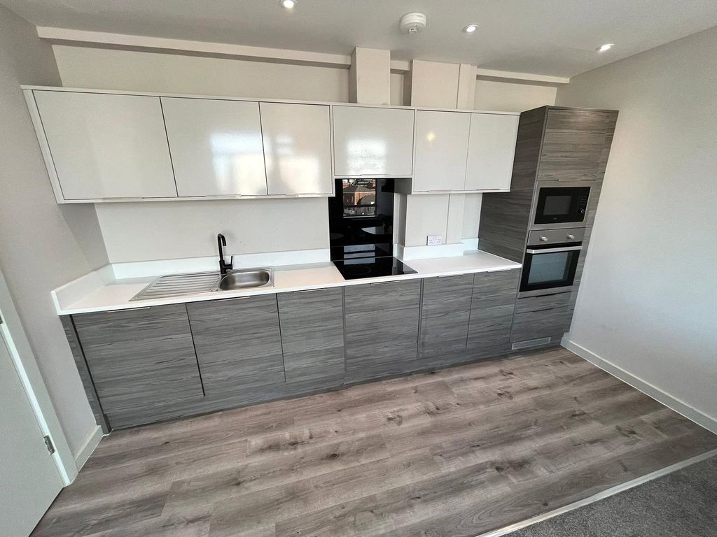 Property photo 1 of 5 Kitchen