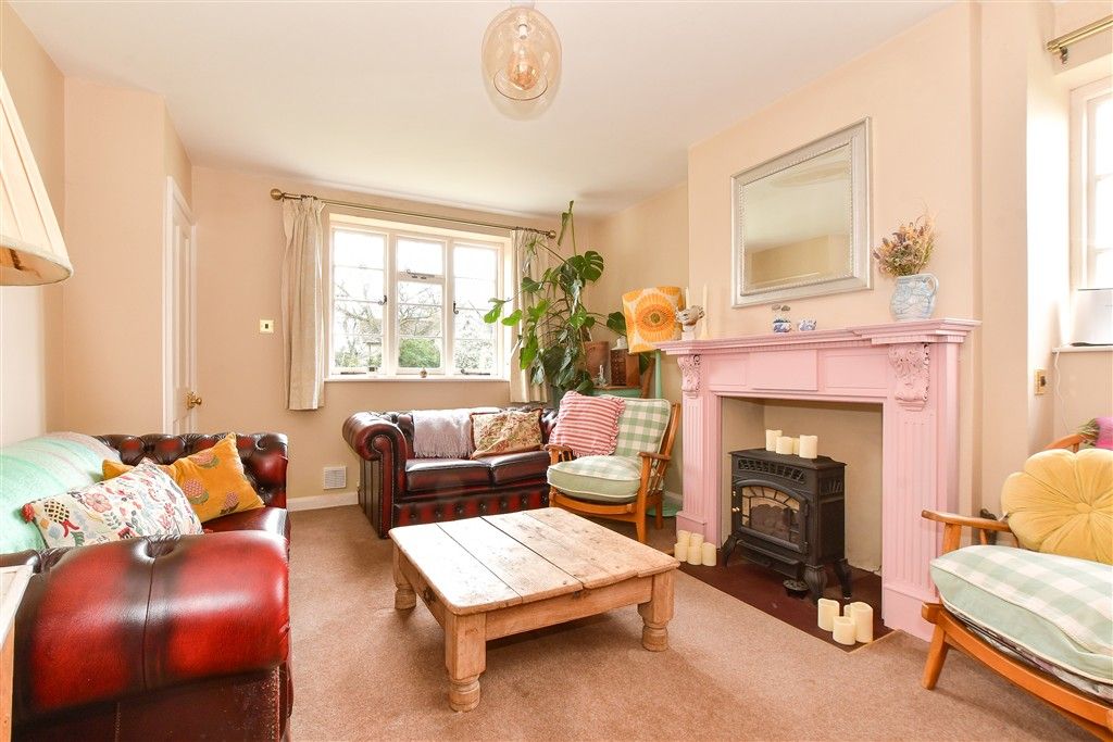 Property photo 3 of 12 Sitting Room