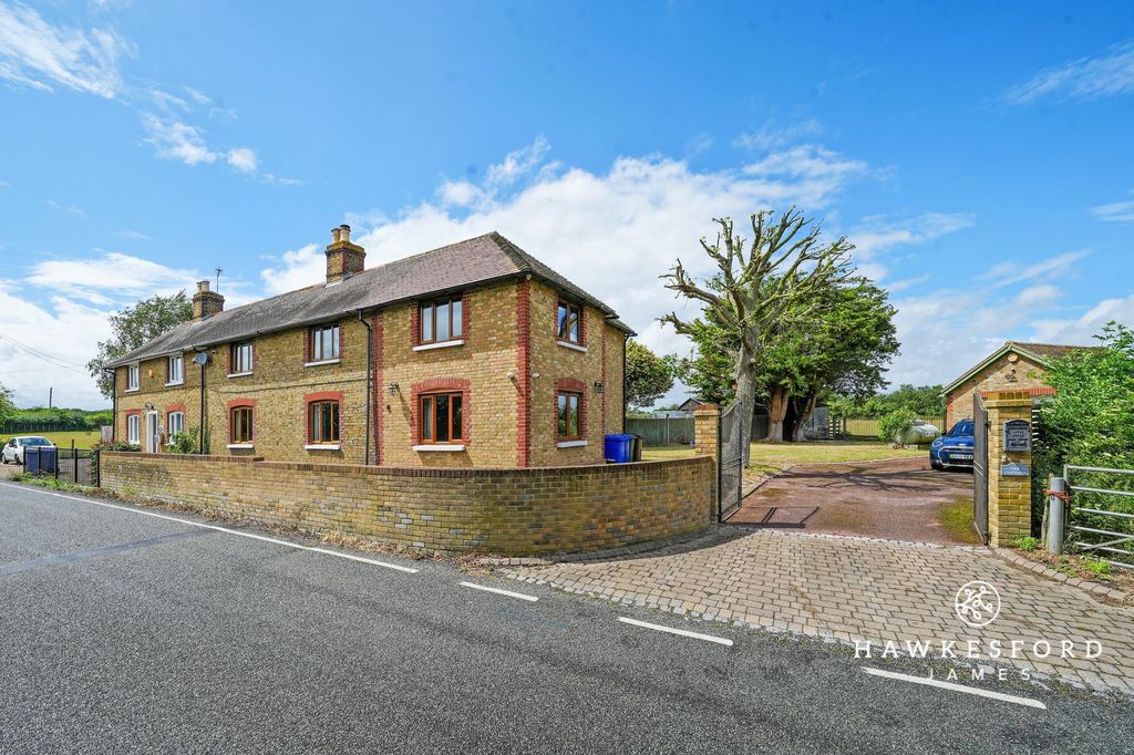Property photo 1 of 23 Lower Road, Tonge - Front