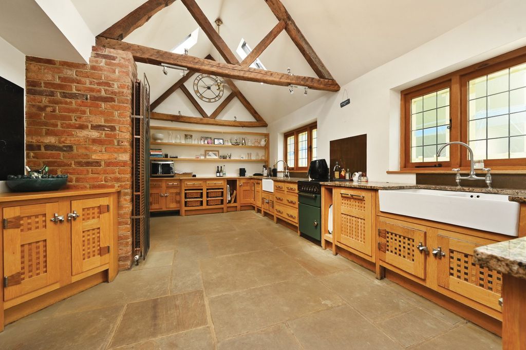 Property photo 3 of 29 Picture No. 20
