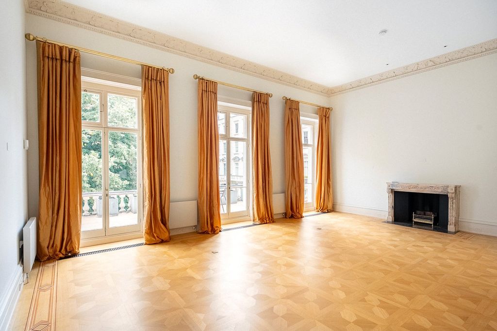 Property photo 2 of 28 Reception Room