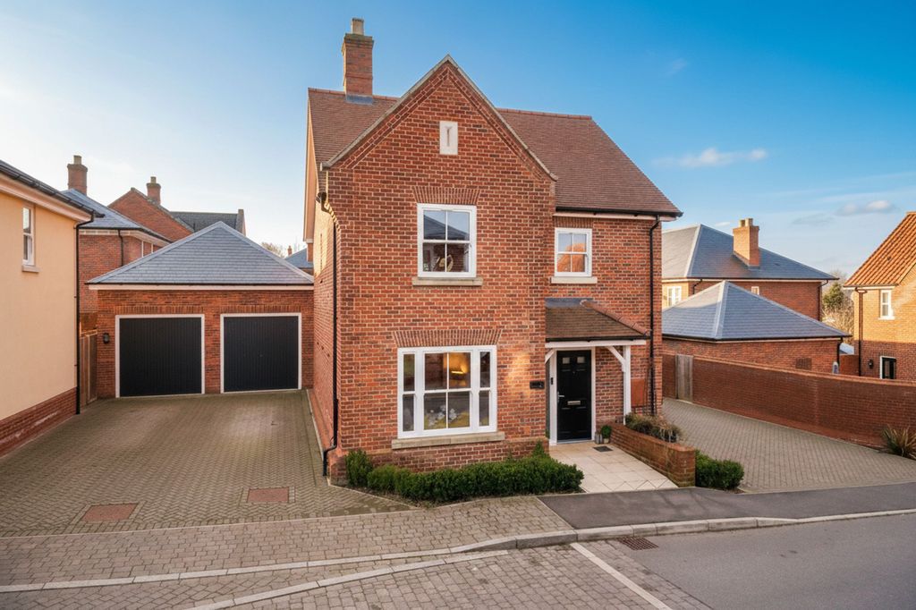 Property photo 1 of 23