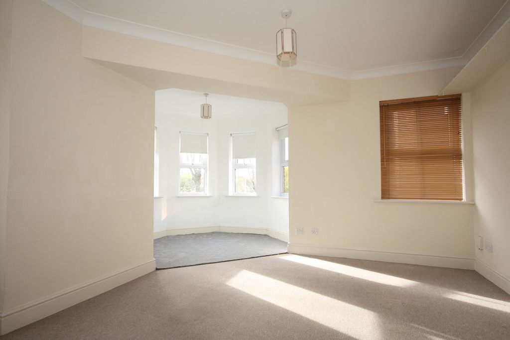 Property photo 2 of 8 Reception Area