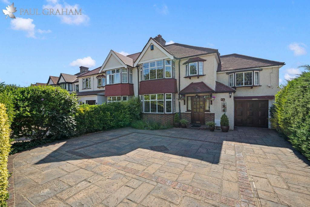 Property photo 1 of 25 Dsc04865