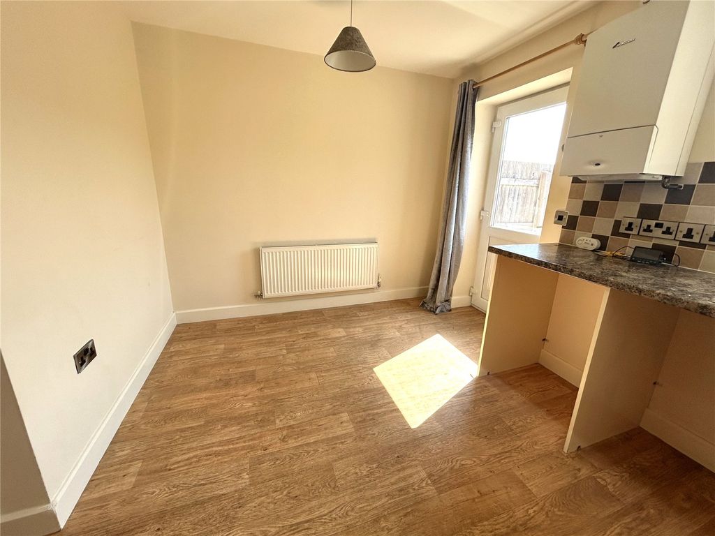 Property photo 3 of 13 Picture No. 12