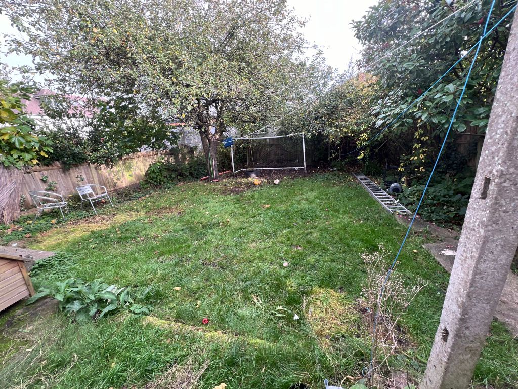 Property photo 3 of 6