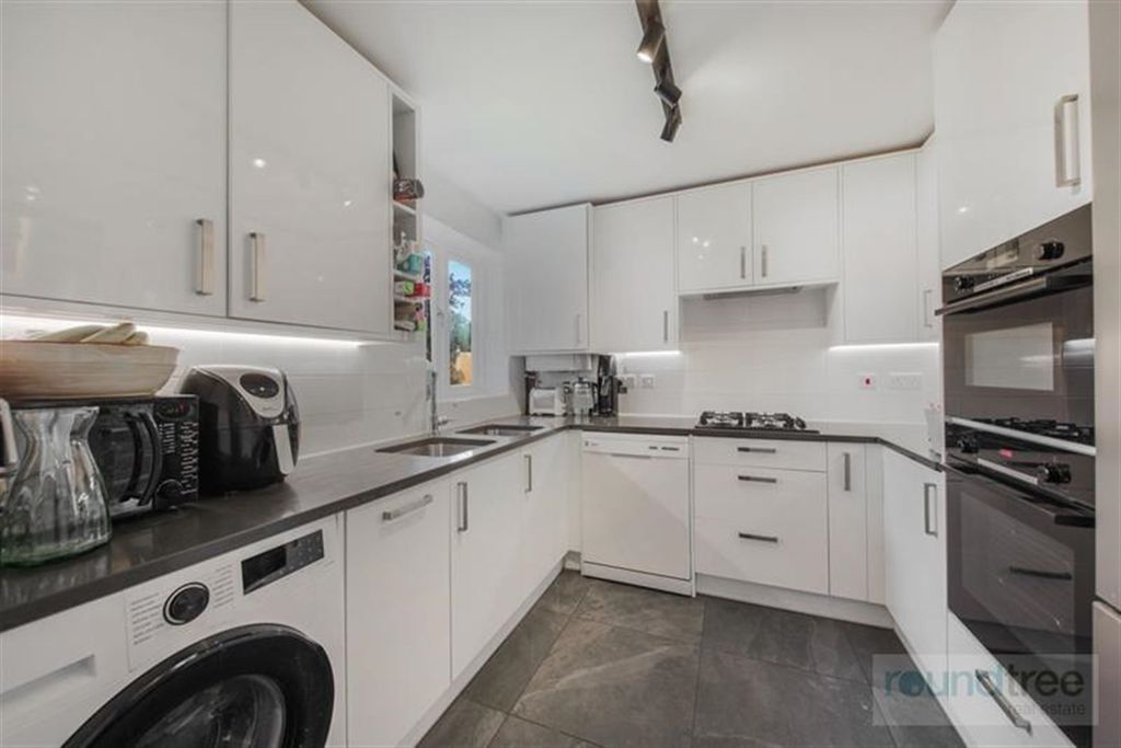 Property photo 1 of 18 (Main)