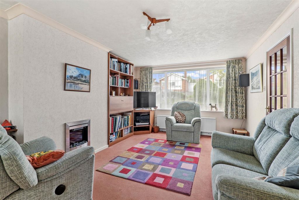 Property photo 3 of 15