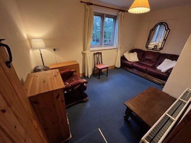 Property photo 2 of 10 Lounge