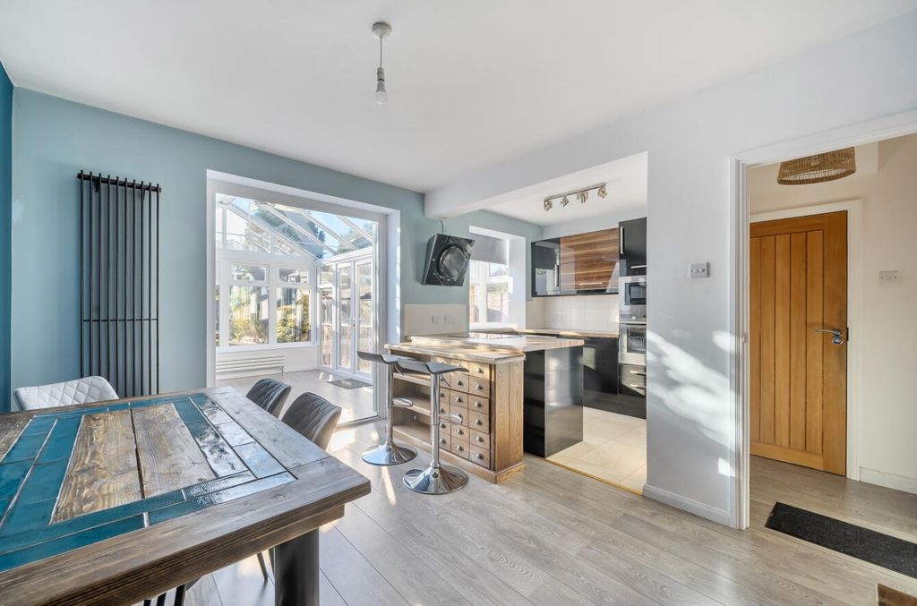 Property photo 1 of 16 1362884-5-68E3F5159786c.Jpg