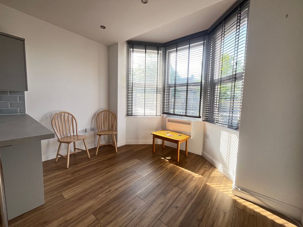 Property photo 3 of 5 Living Room