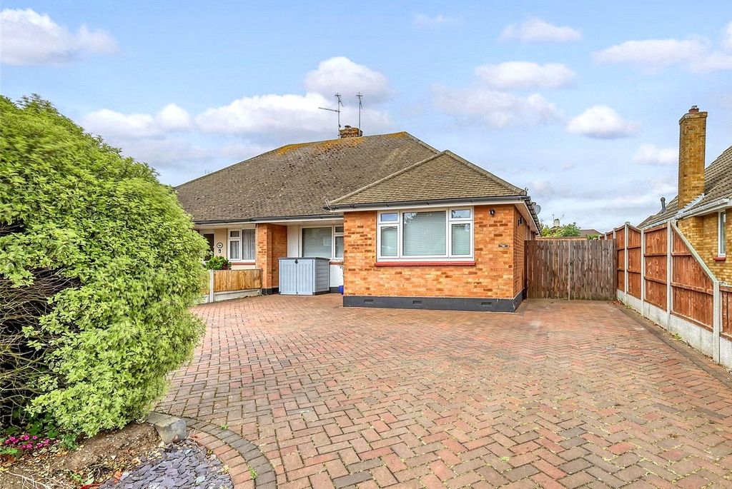 Property photo 1 of 18 Picture No. 24