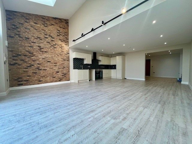 Property photo 1 of 11 View