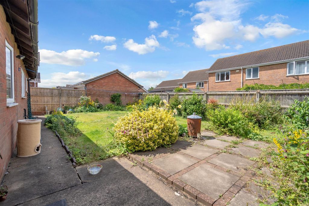 Additional image 21 of 3 bed detached bungalow for saleChadwell Springs, Waltham, Grimsby DN37
