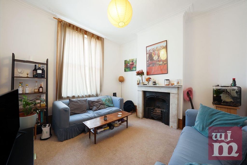 Property photo 3 of 12 Reception Room