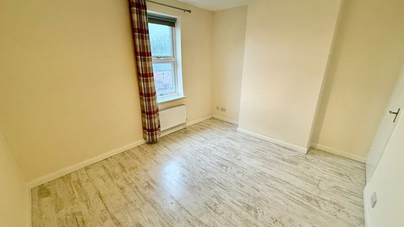 Property photo 3 of 7 Photo 2