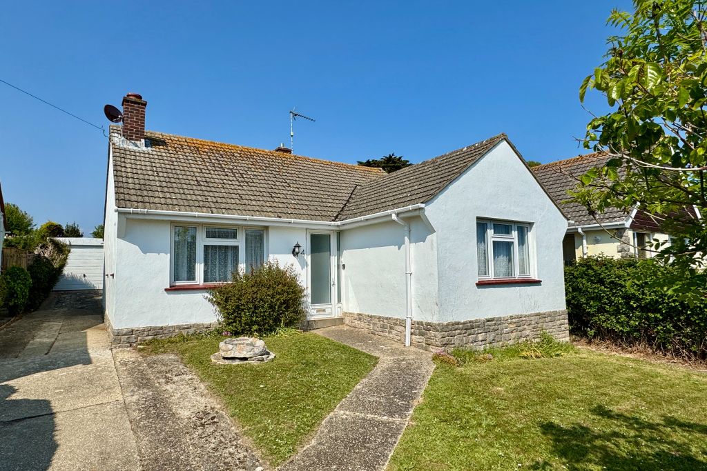 Property photo 1 of 12